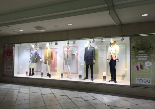 衣服店のマネキン